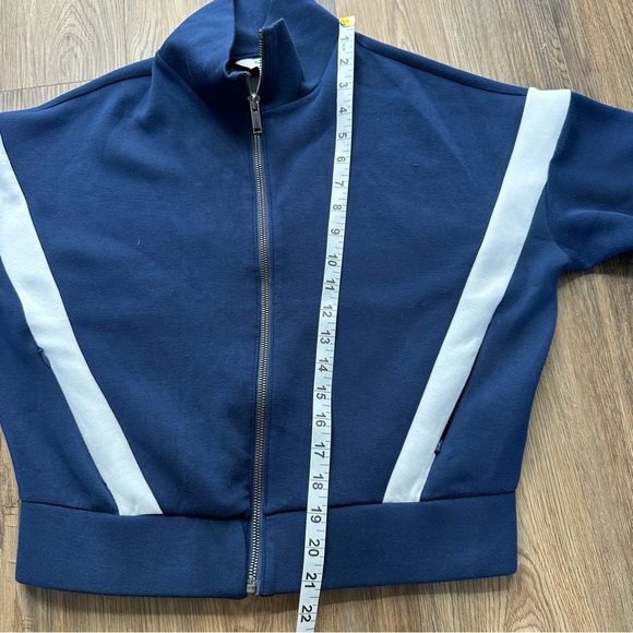 SPANX AirEssentials Striped Track Jacket Navy Blue Small Cropped Zip Pockets - Picture 6 of 7
